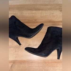 Carlos black short boot heels